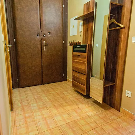 Apartment Colorful 2bdr Family *