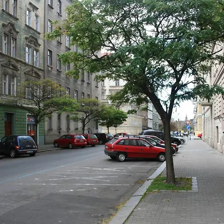 Colorful 2bdr Family Prague